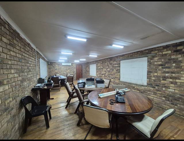 400M² FACTORY FOR SALE IN SASOLBURG INDUSTRIAL ZONE 2